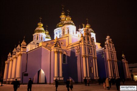 Михайлівський Золотоверхий монастир (Київ), Михайлівський золотоверхий собор, вечір, зима