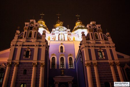 Михайлівський Золотоверхий монастир (Київ), Михайлівський золотоверхий собор, вечір, зима